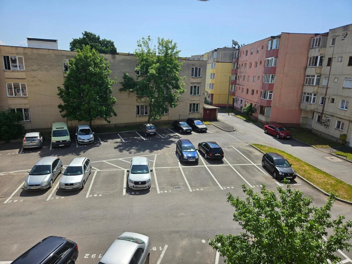 Modern Apartament Fagaras Exterior photo